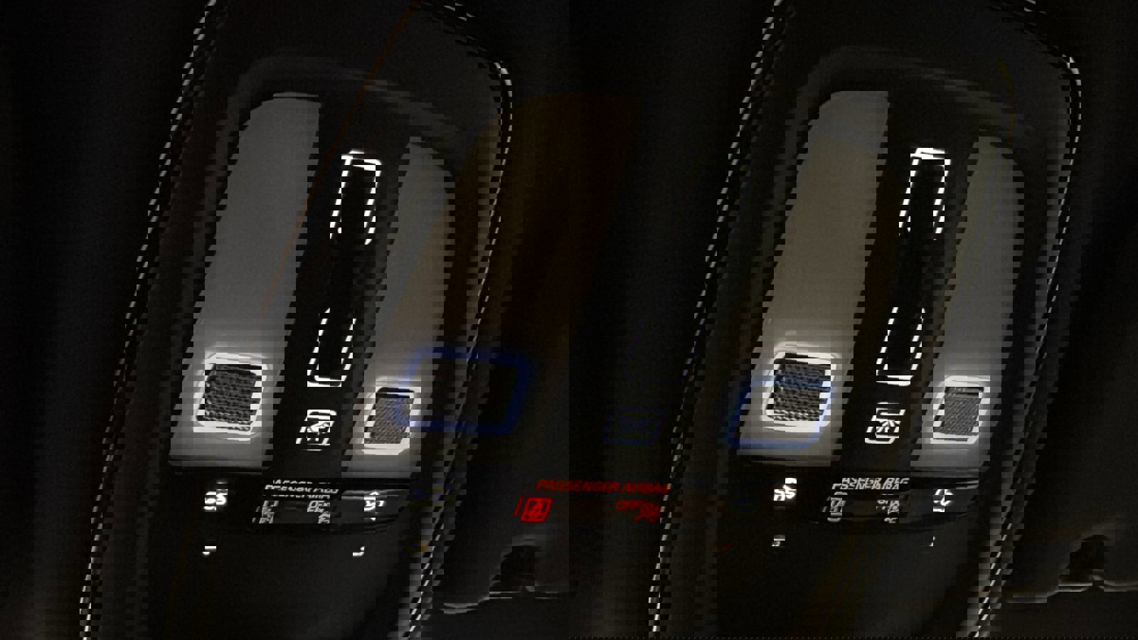 Used 2023 Volvo S60 B5 Plus w/ Climate Package image 20