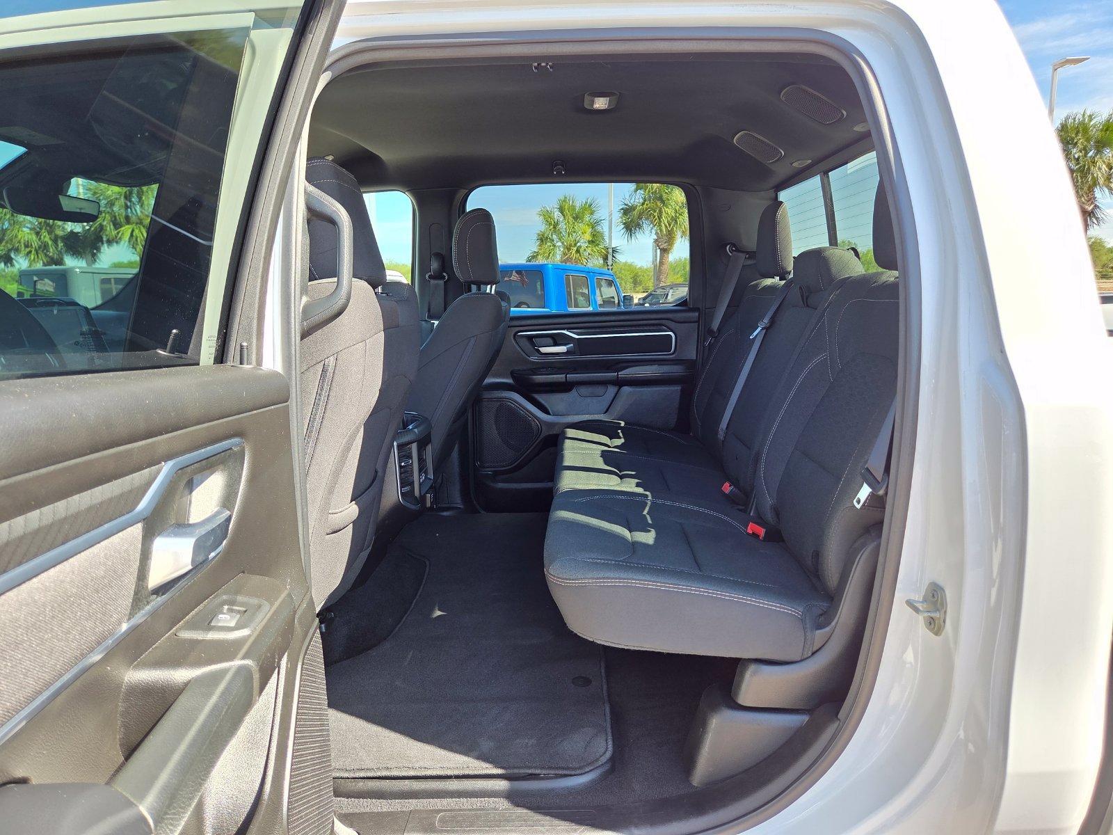 Used 2025 RAM 1500 Big Horn AWD/4WD image 18