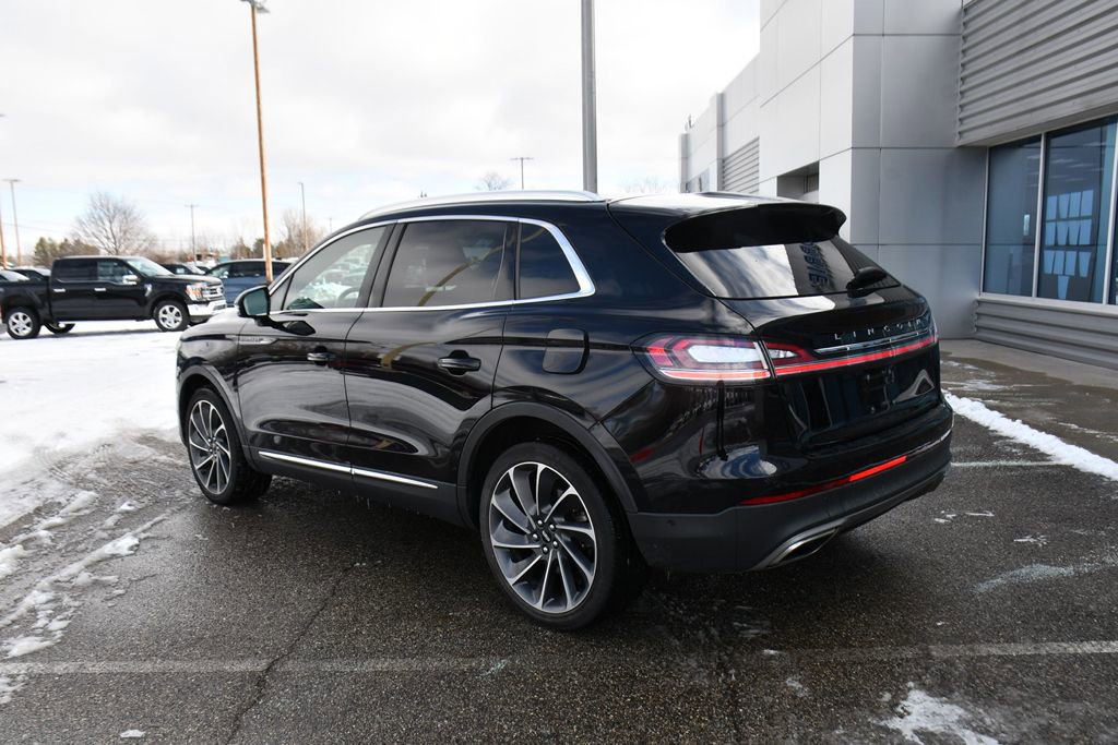 Used 2022 Lincoln Nautilus Reserve w/ Equipment Group 201A image 4