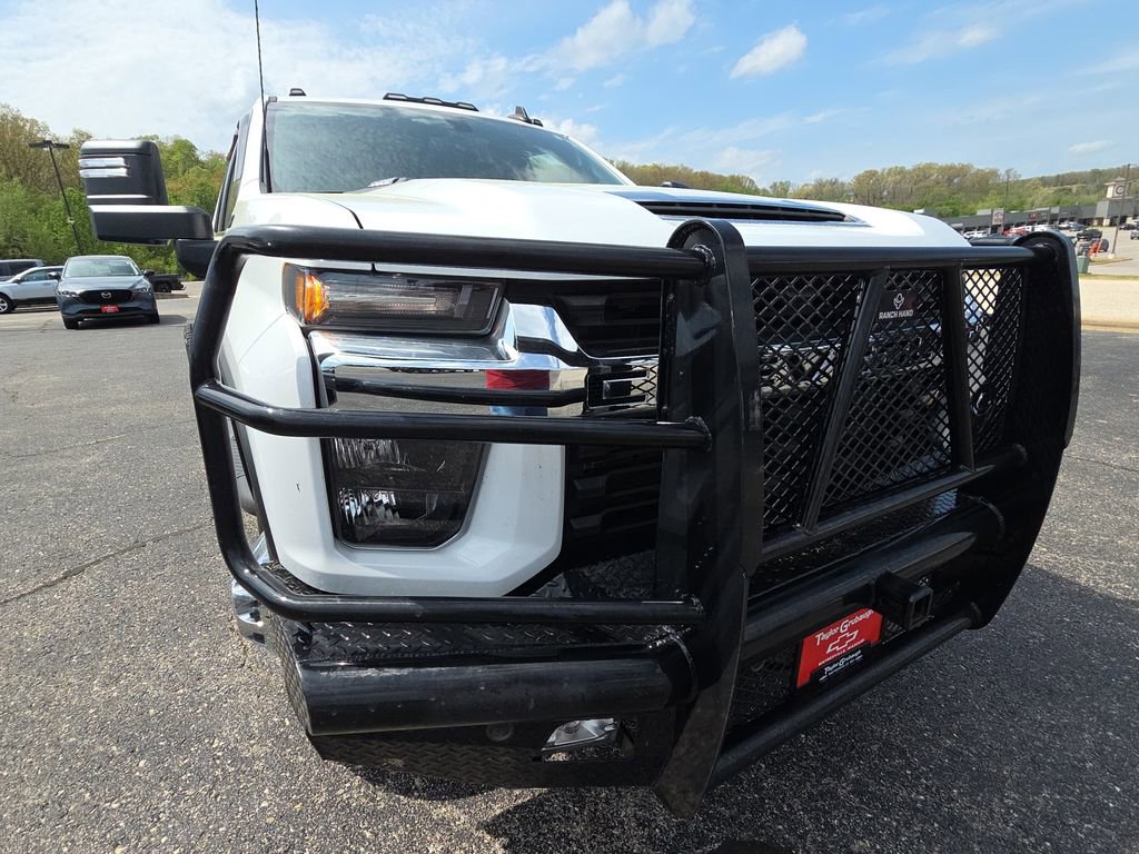 Used 2023 Chevrolet Silverado 3500 LT w/ Convenience Package AWD/4WD image 12