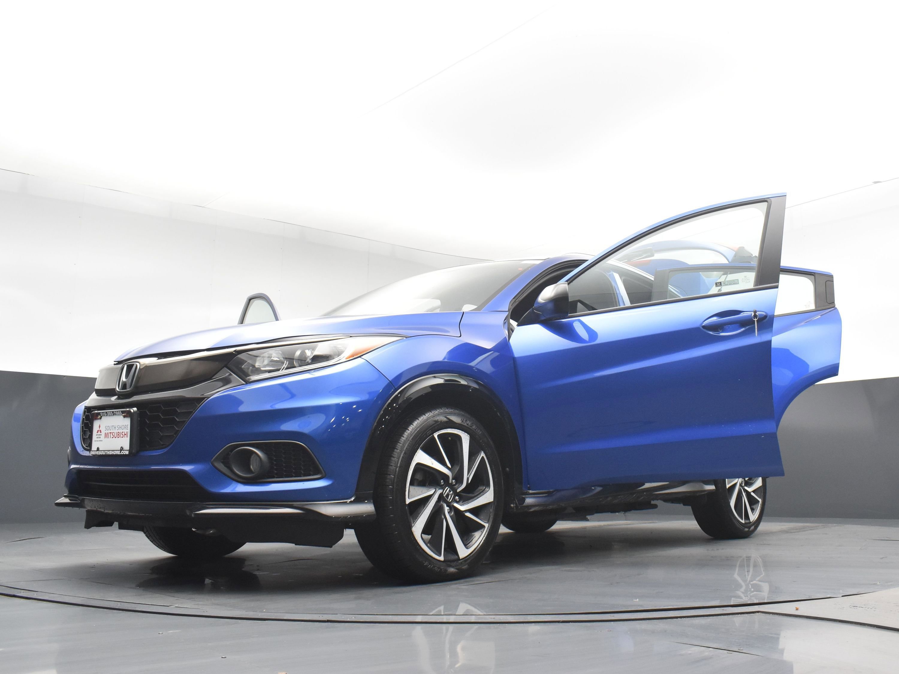 Used 2019 Honda HR-V Sport image 30