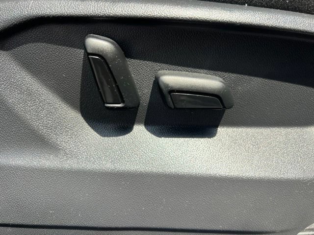 Used 2021 Volkswagen Atlas SEL FWD image 41