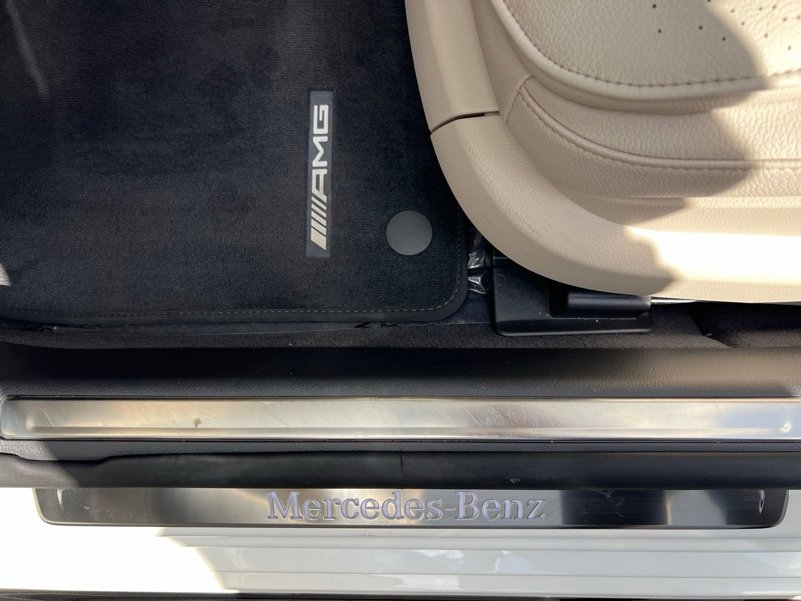 Used 2023 Mercedes-Benz S 500 4MATIC image 40