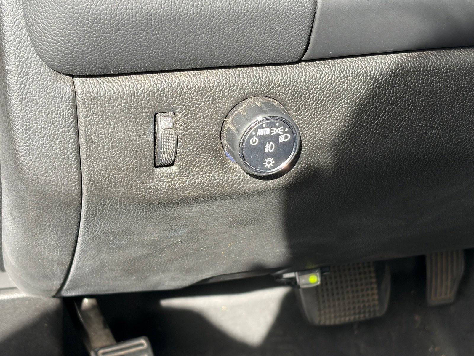 Used 2020 Chevrolet Colorado LT w/ LT Convenience Package image 10