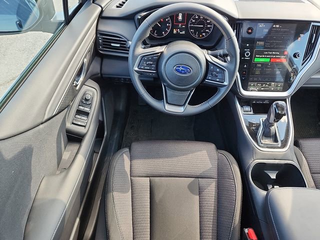Used 2025 Subaru Outback Premium image 11