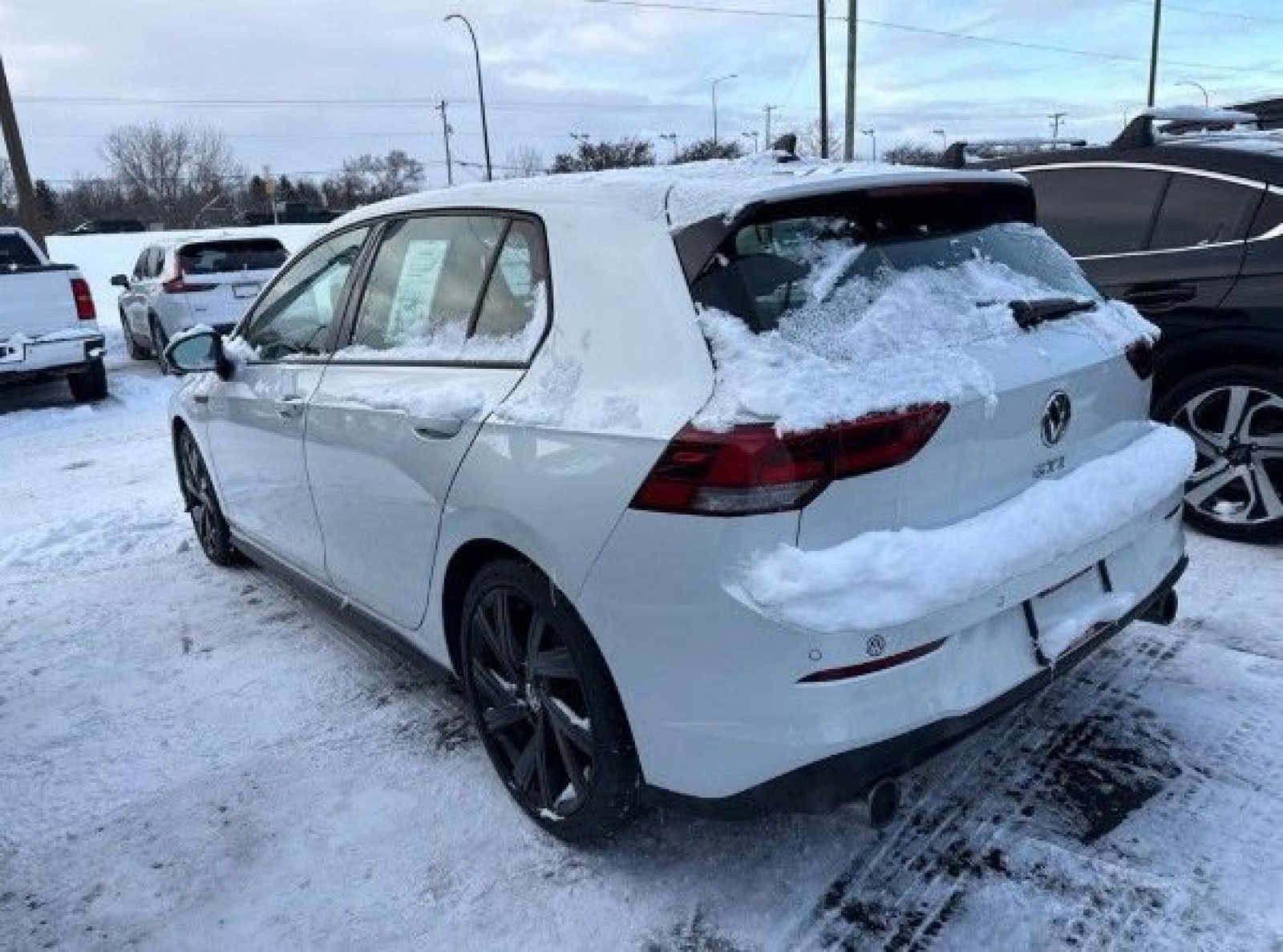 Used 2022 Volkswagen GTI SE image 8