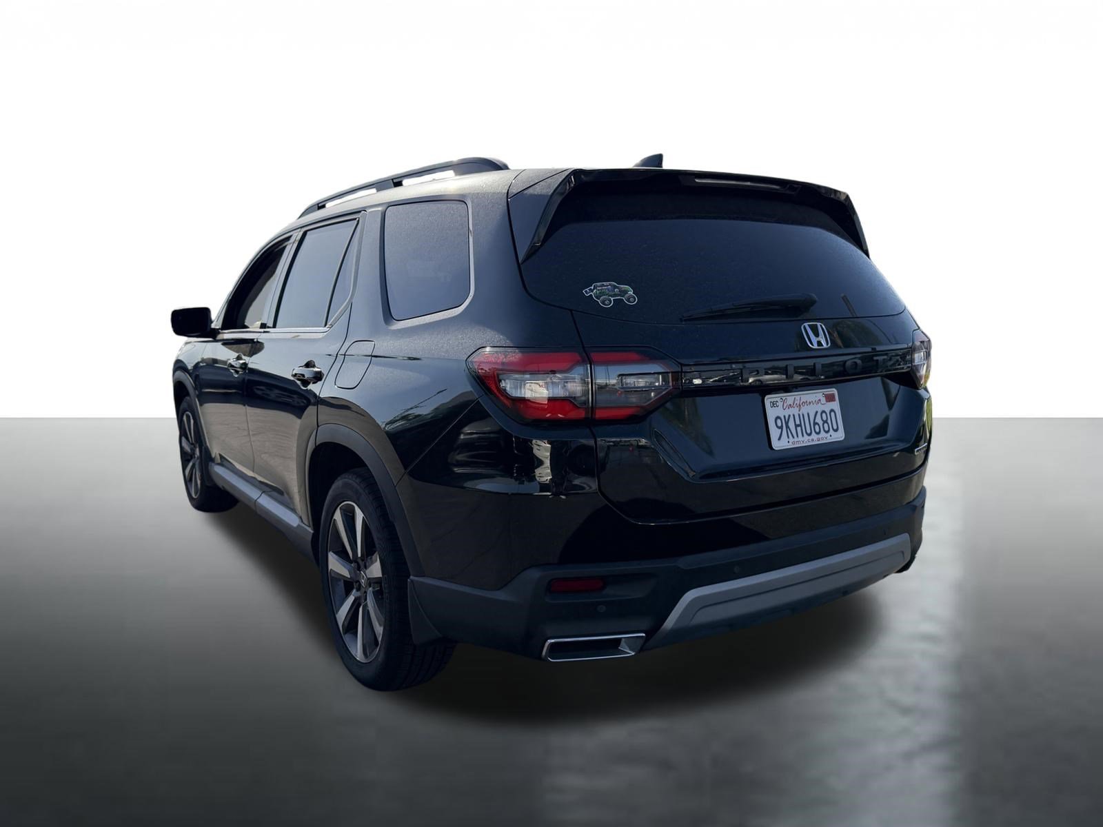 Used 2024 Honda Pilot Touring image 5