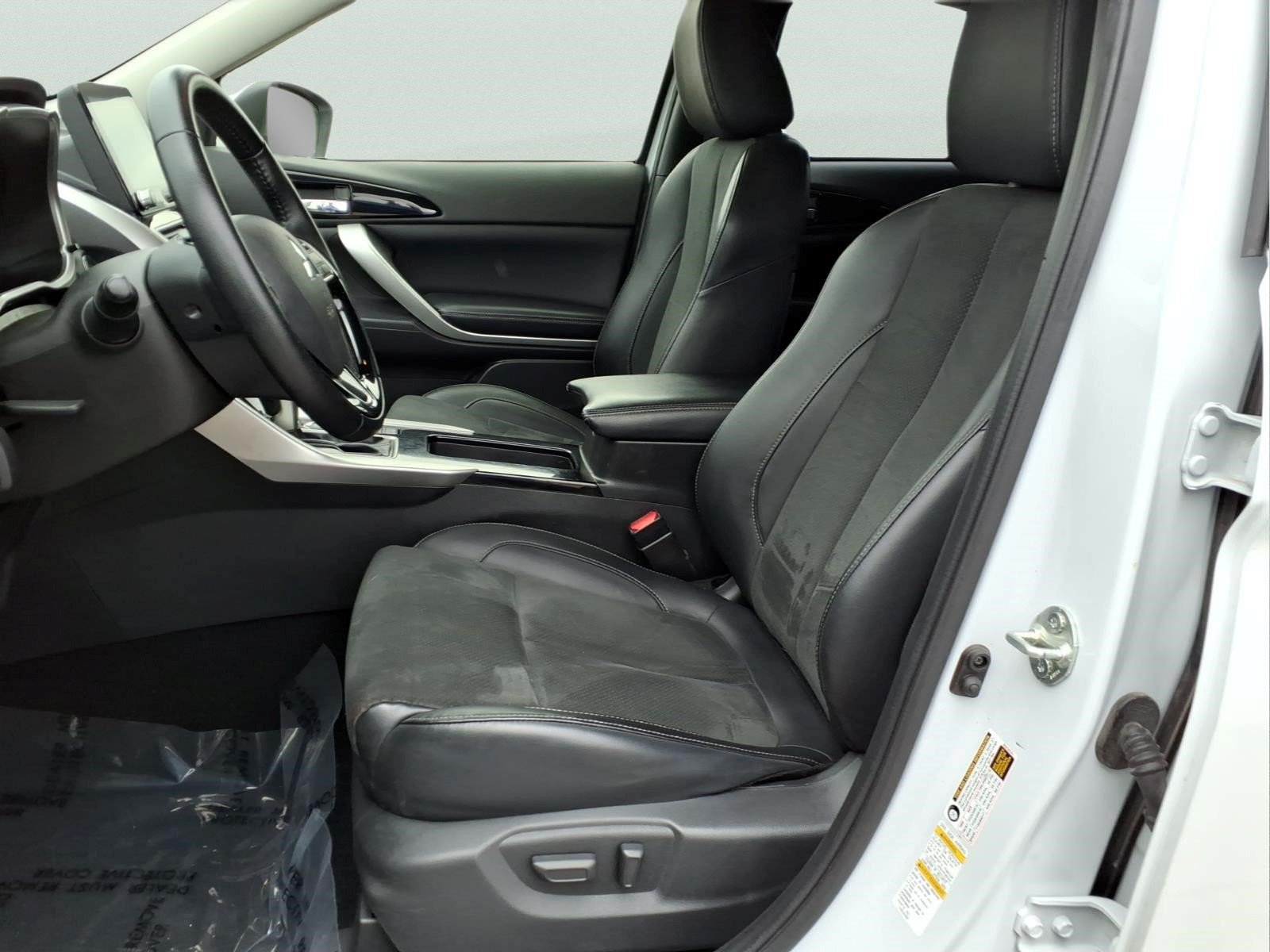 Used 2025 Mitsubishi Eclipse Cross SE AWD/4WD image 24