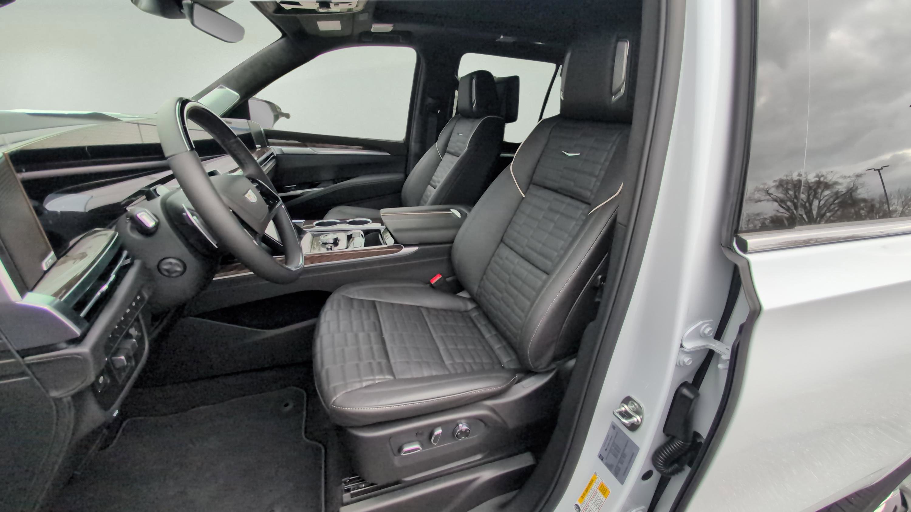 New 2026 Cadillac Escalade Platinum Luxury image 24