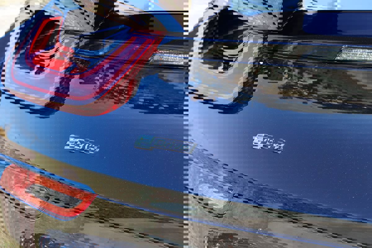 Used 2019 BMW i8 Roadster image 74