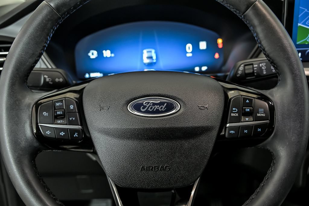 Used 2023 Ford Escape Active w/ Tech Pack #2 AWD/4WD image 19