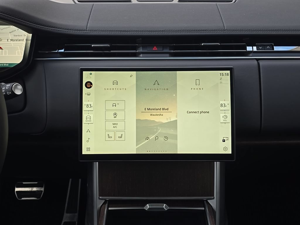 New 2025 Land Rover Range Rover SE AWD/4WD image 15