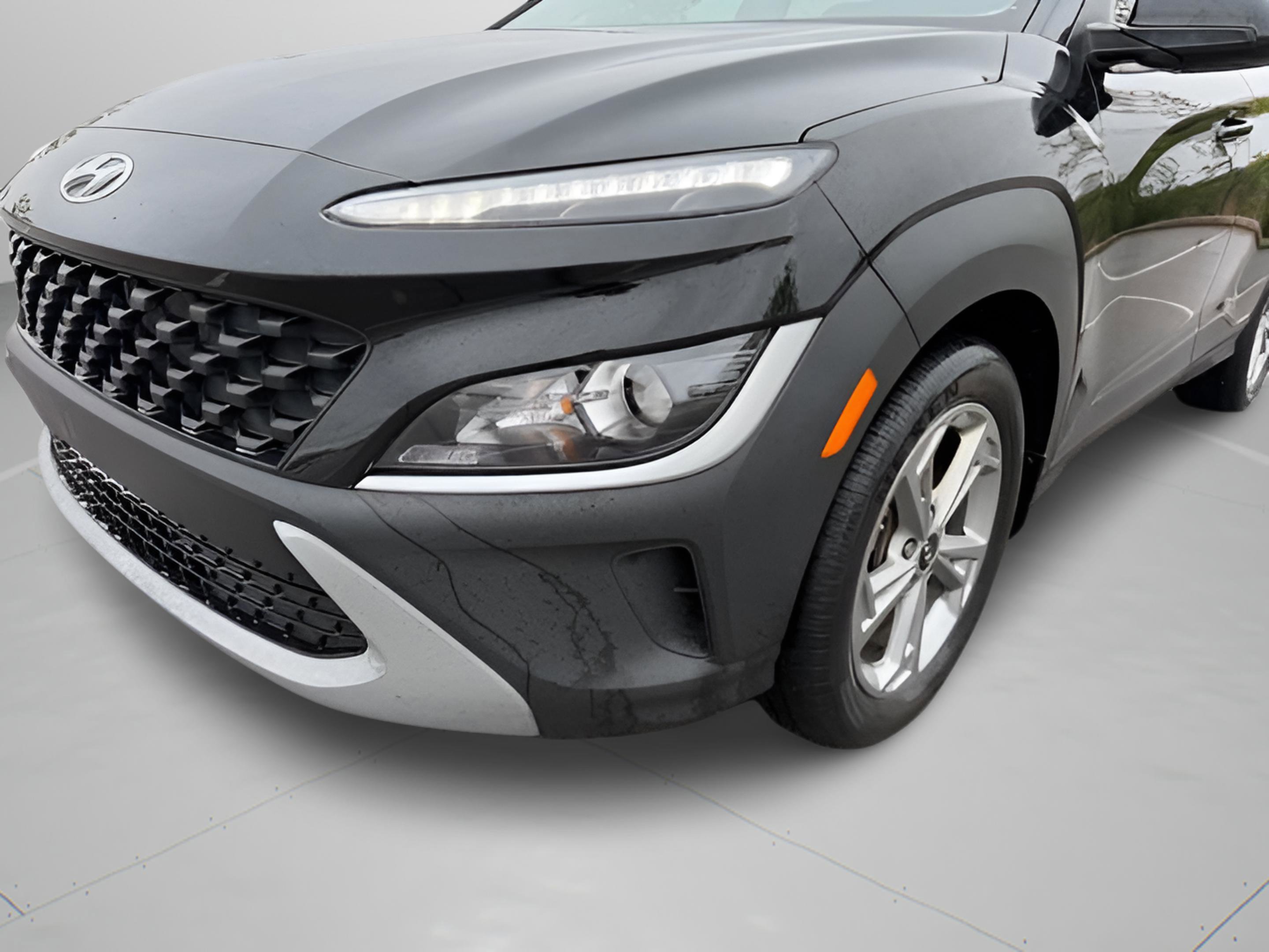 Used 2023 Hyundai Kona SEL AWD/4WD image 30