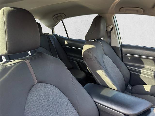 Used 2019 Toyota Camry LE FWD image 15