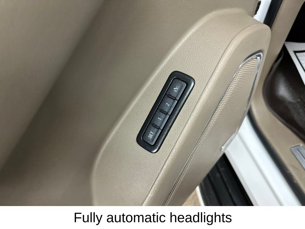 Used 2017 Chevrolet Suburban Premier AWD/4WD image 41