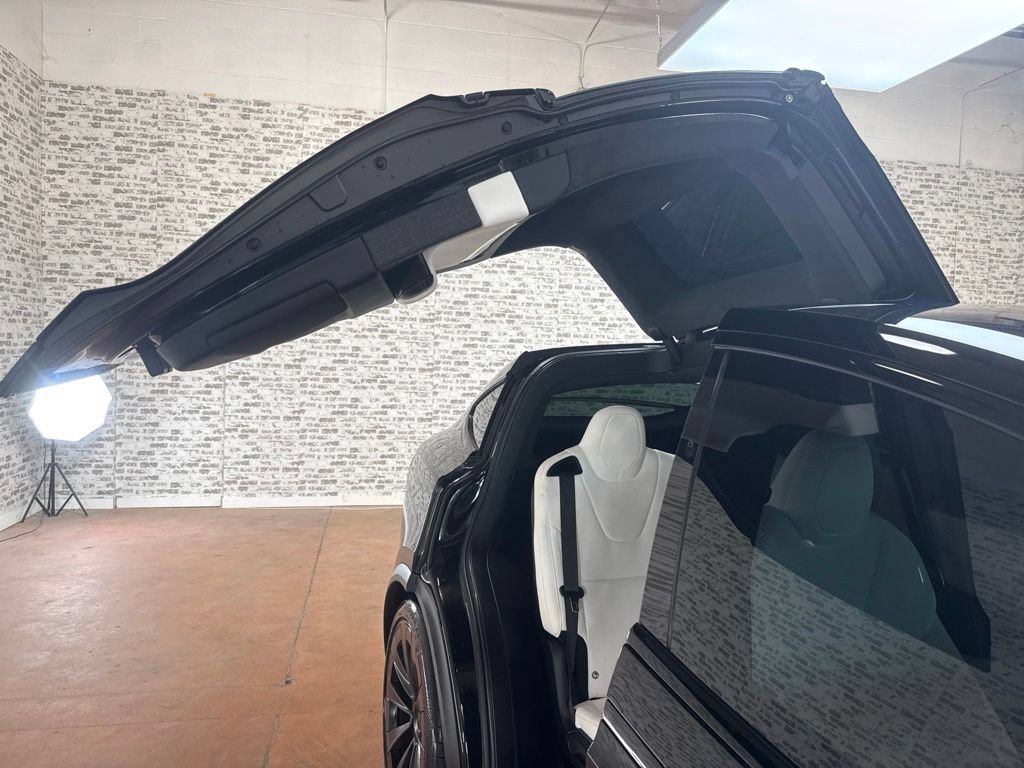 Used 2022 Tesla Model X Plaid AWD/4WD image 22