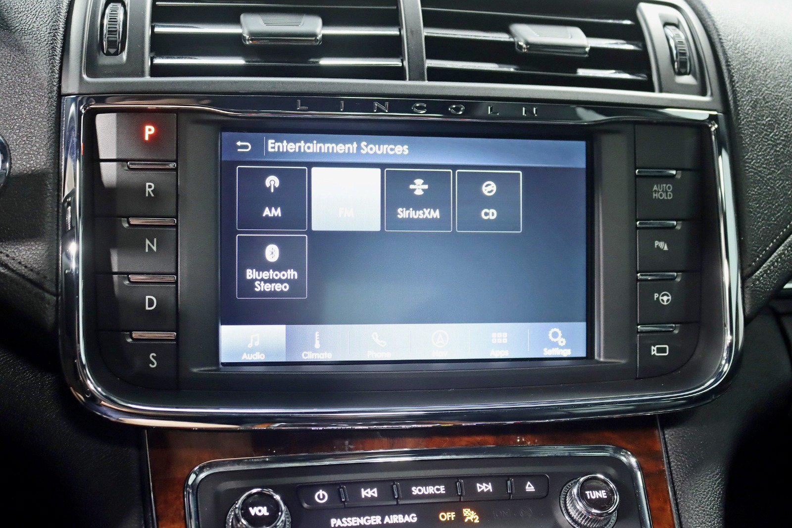 Used 2019 Lincoln Continental Reserve w/ Rear Seat Package AWD/4WD image 24
