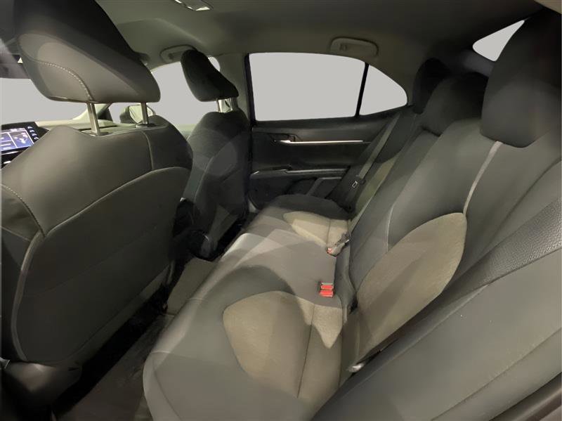 Used 2022 Toyota Camry LE image 12