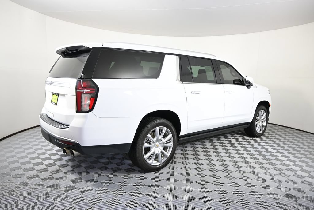 Used 2021 Chevrolet Suburban High Country AWD/4WD image 6