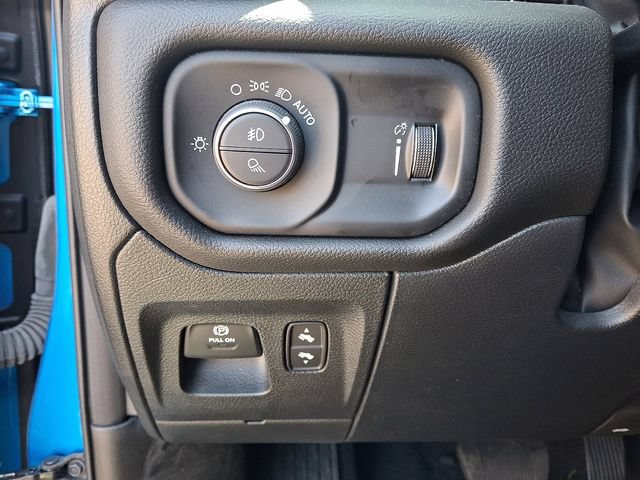Used 2025 RAM 1500 Big Horn AWD/4WD image 24
