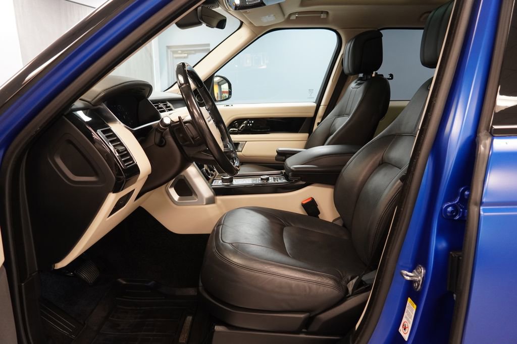 Used 2019 Land Rover Range Rover Supercharged AWD/4WD image 6