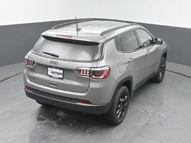 New 2027 Jeep Compass Latitude AWD/4WD image 33