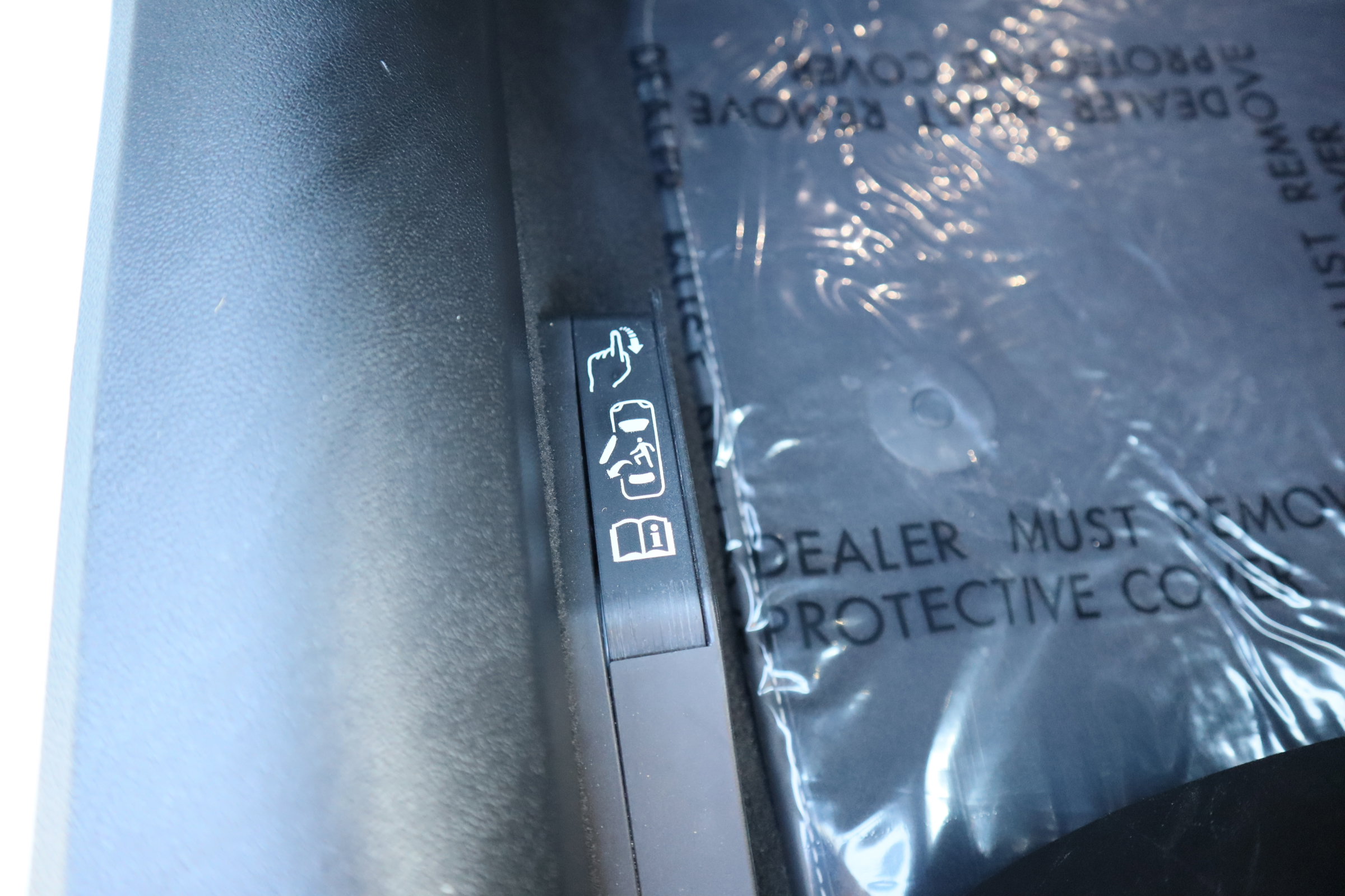 Used 2021 Chevrolet Corvette Stingray Preferred Cpe w/ 2LT image 19