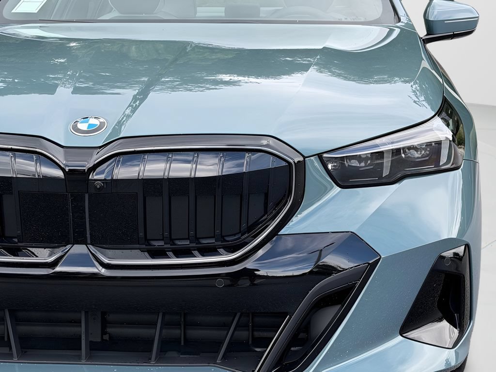 New 2027 BMW 530i xDrive w/ M Sport Package AWD/4WD image 26