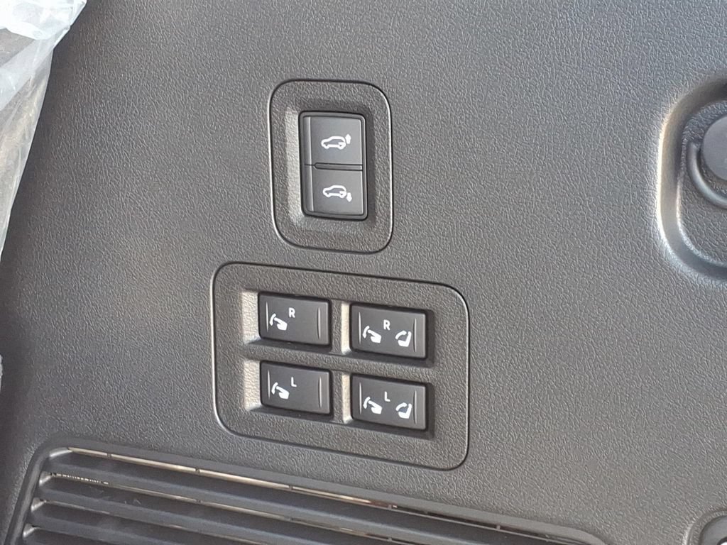 New 2026 Nissan Armada PRO-4X AWD/4WD image 10