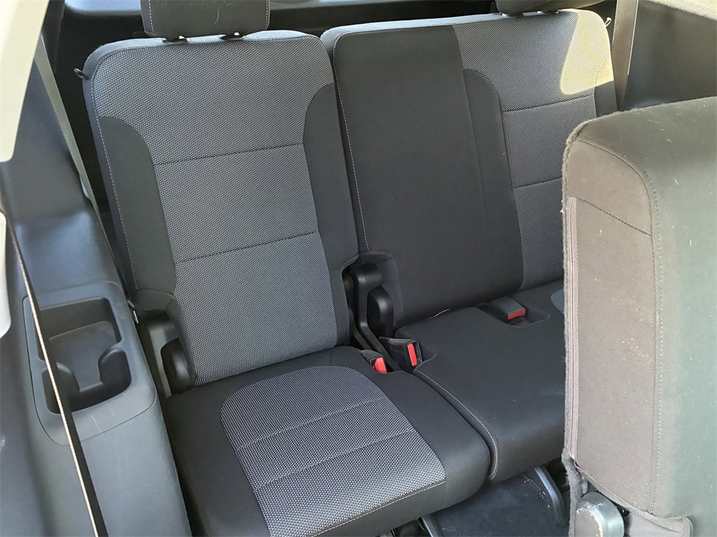 Used 2021 Chevrolet Traverse LS image 34
