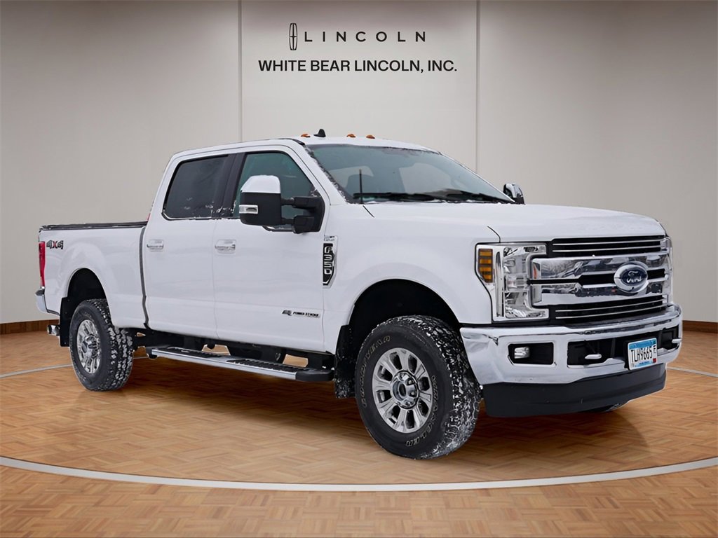 Used 2019 Ford F350 Lariat w/ Chrome Package image 3
