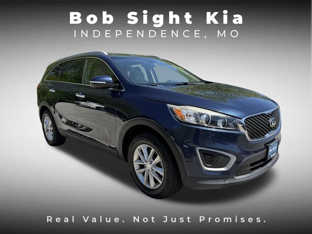 Used 2018 Kia Sorento AWD image 11
