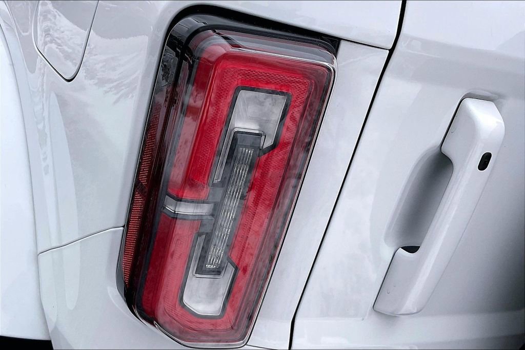 Used 2022 Ford Bronco Outer Banks image 28