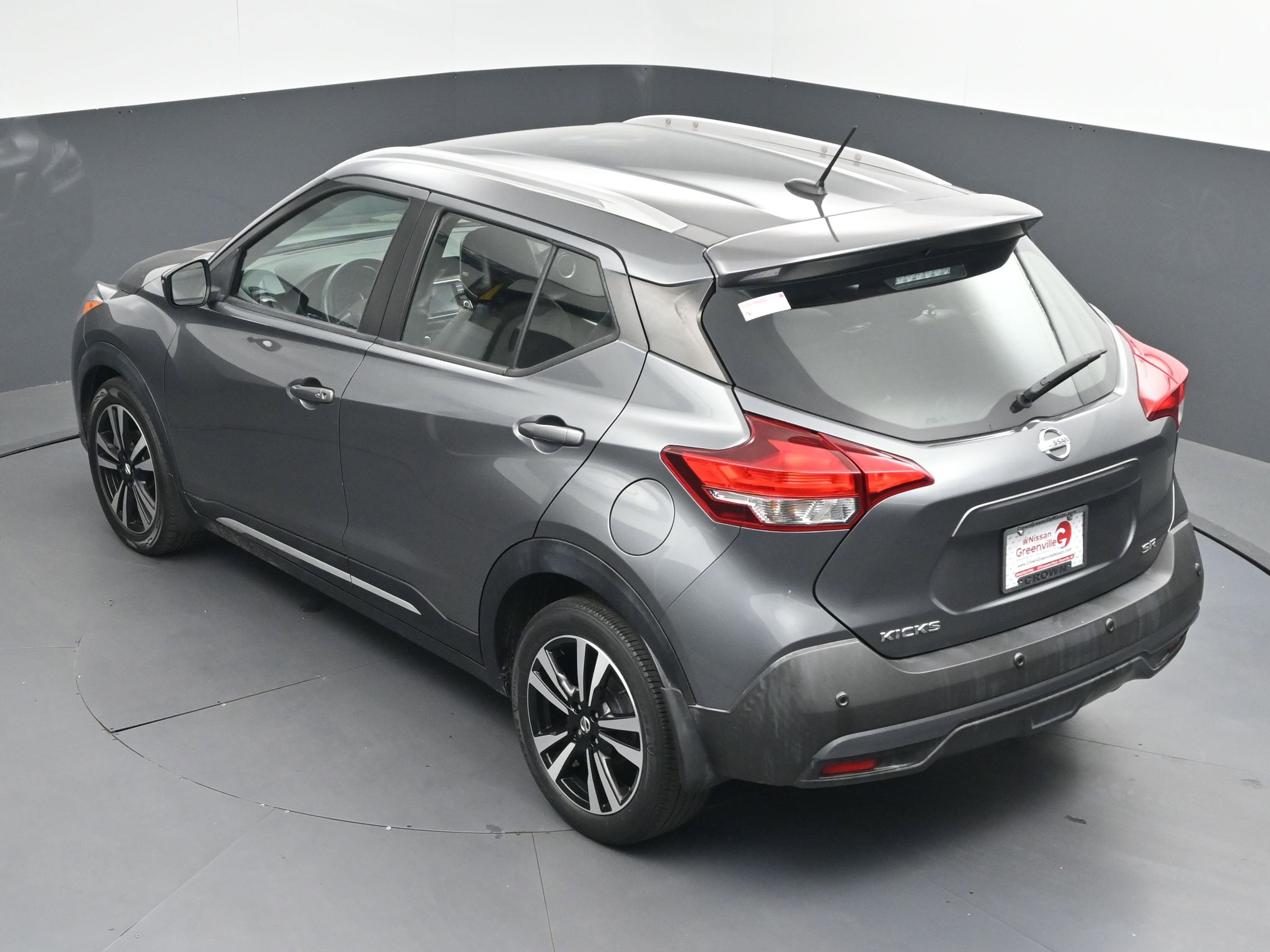 Used 2020 Nissan Kicks SR w/ SR Premium Package image 36