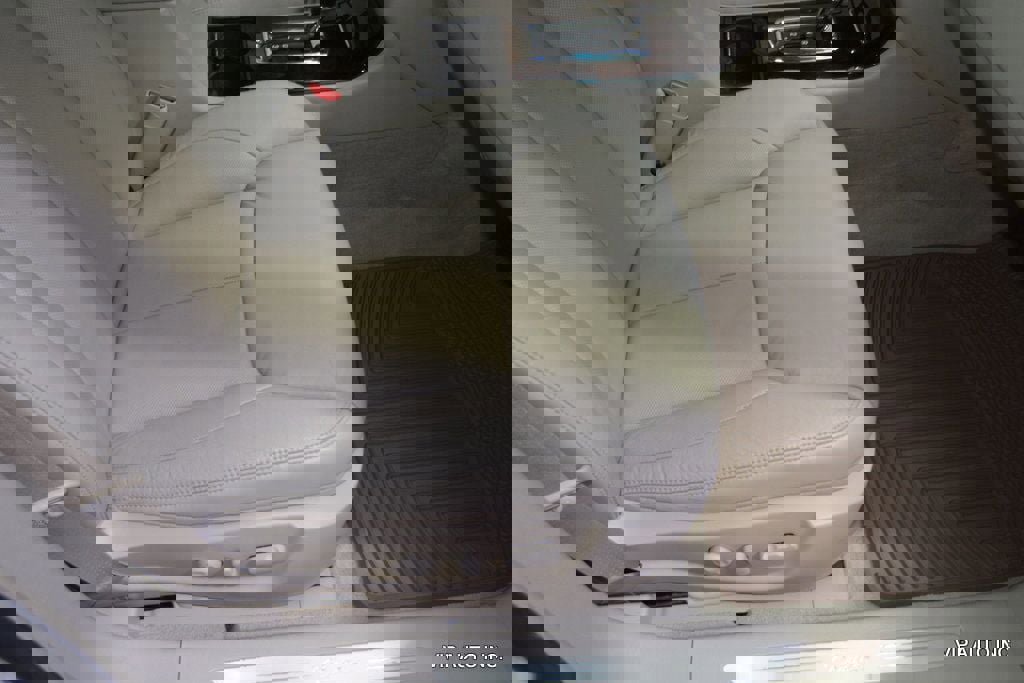 Used 2011 Cadillac DTS Luxury image 18