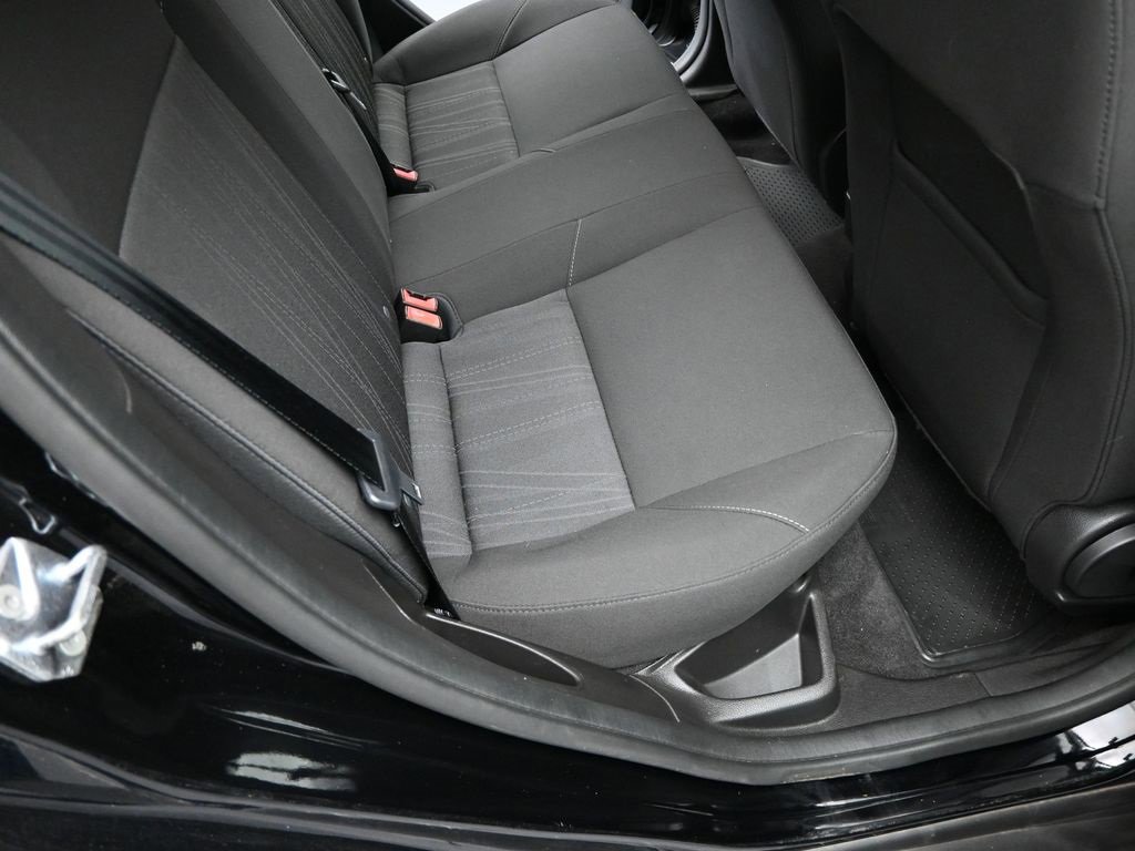 Used 2018 Ford Focus SE image 30