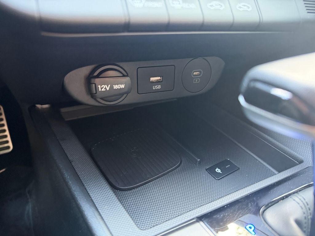 Certified 2025 Hyundai Elantra Sport FWD image 32