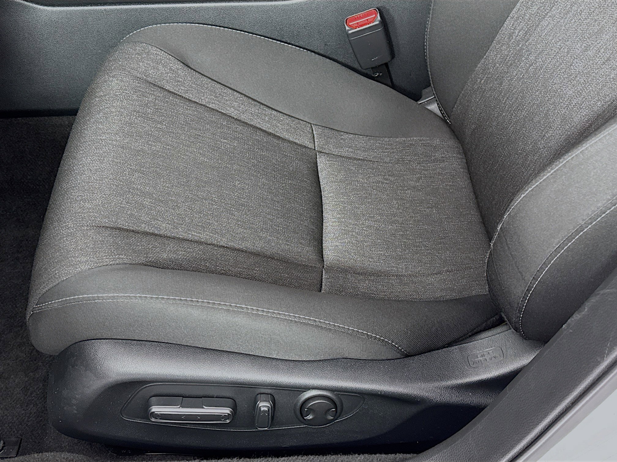 Certified 2023 Honda Accord EX image 18
