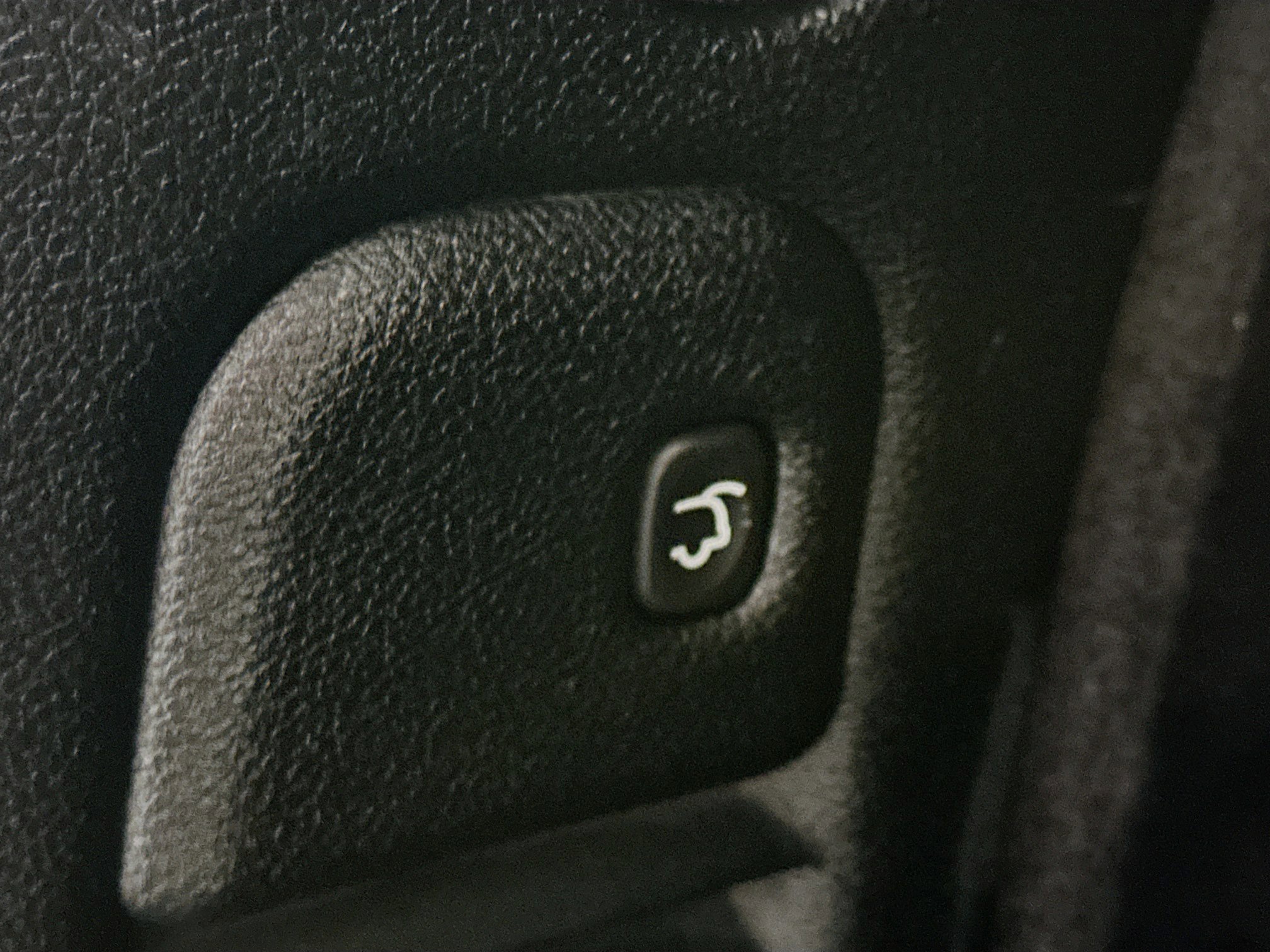 Used 2024 Dodge Durango GT image 33