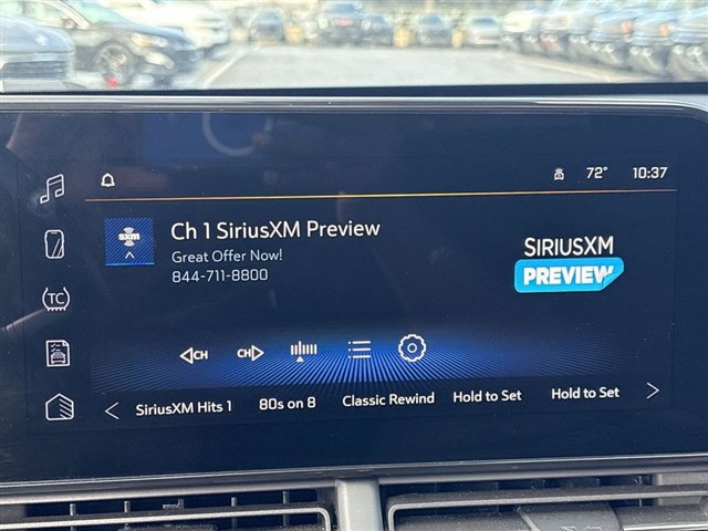 Certified 2025 Chevrolet Trax RS w/ Sunroof Package image 13