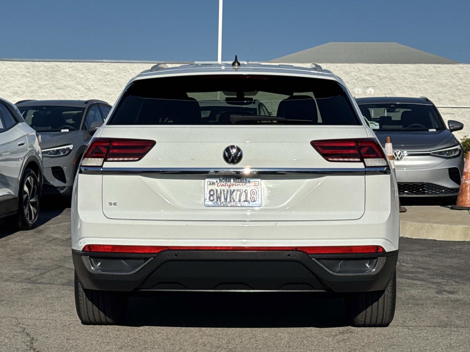 Used 2021 Volkswagen Atlas Cross Sport SE w/ Cross Sport MDO Package image 4