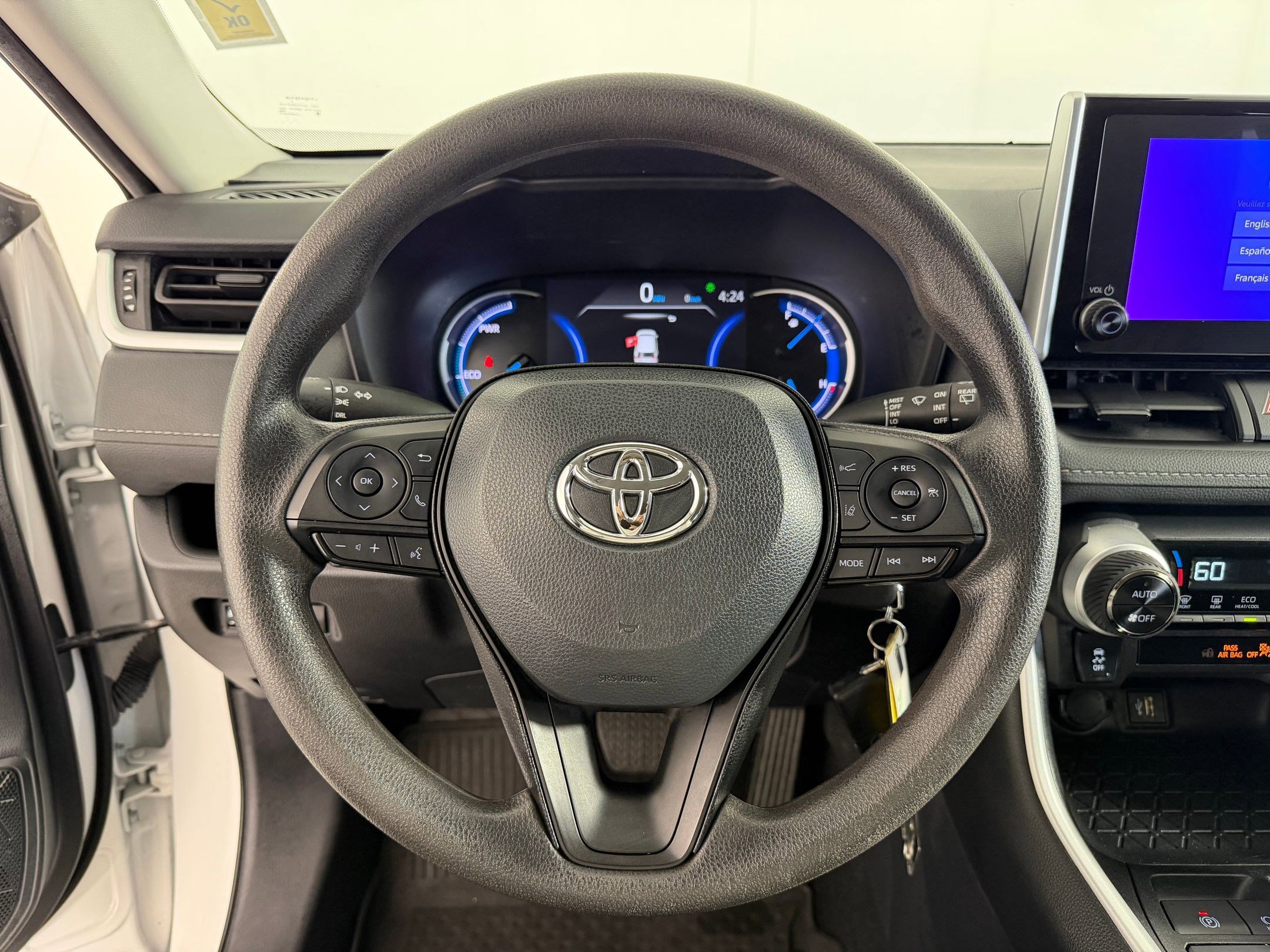 Used 2024 Toyota RAV4 LE AWD/4WD image 14