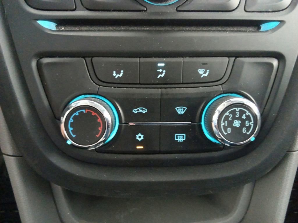 Used 2016 Buick Encore FWD image 27