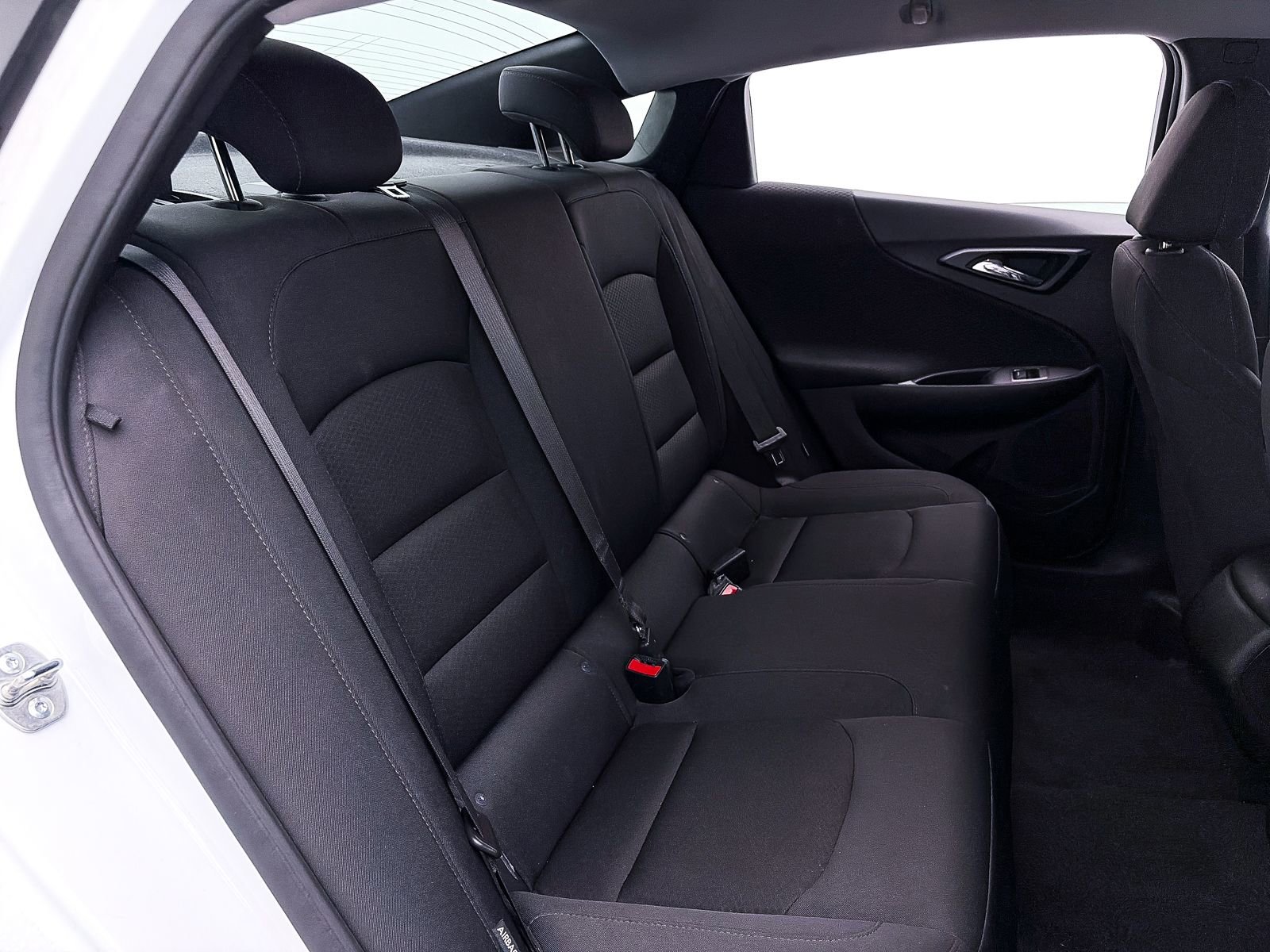 Used 2025 Chevrolet Malibu LS image 31