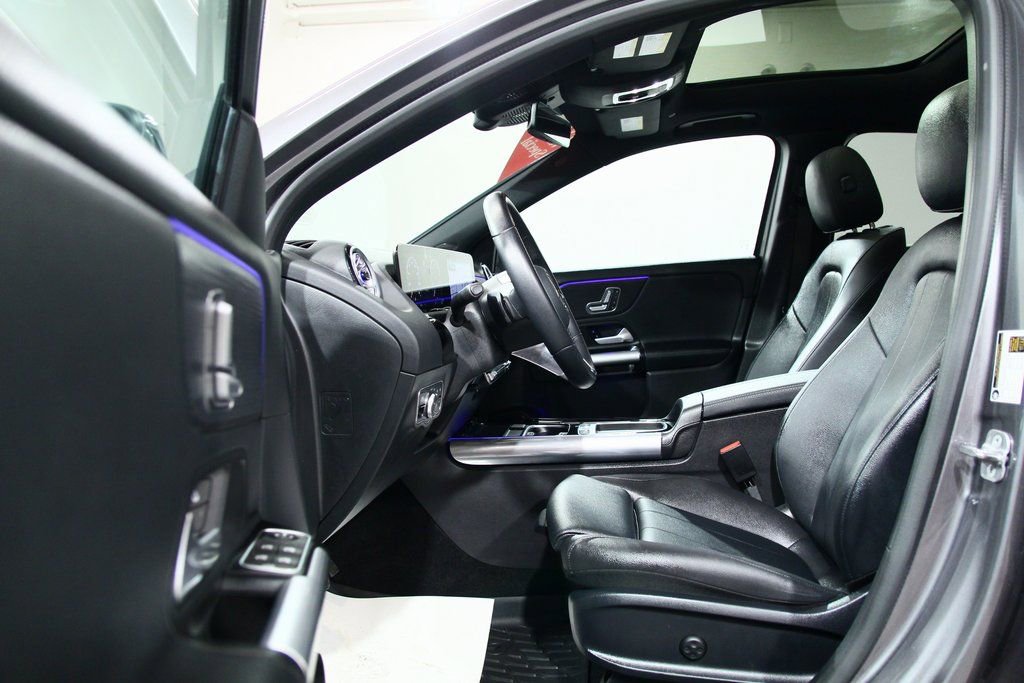 Certified 2025 Mercedes-Benz GLA 250 4MATIC image 20