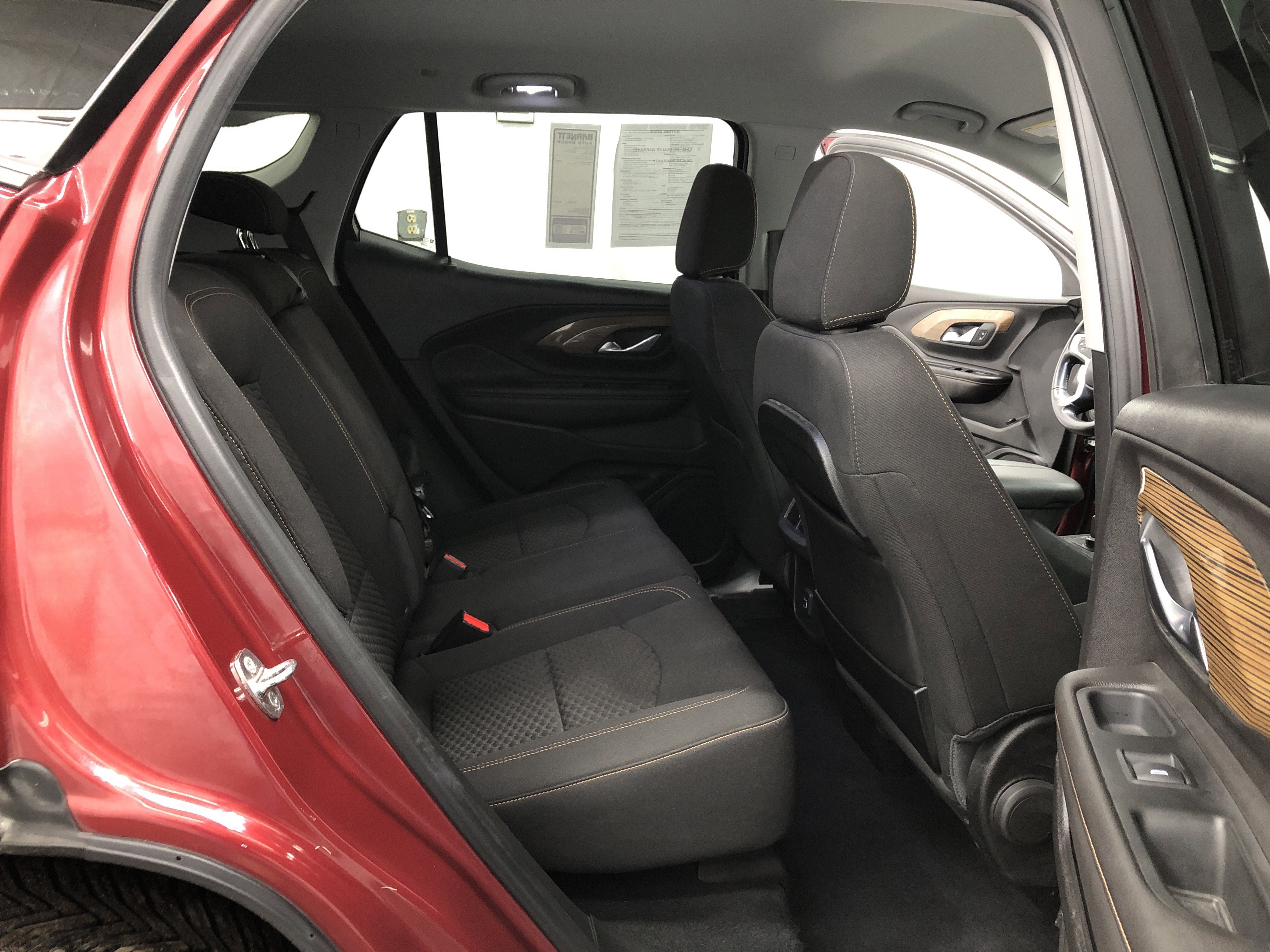 Used 2019 GMC Terrain SLE w/ Driver Convenience Package image 9