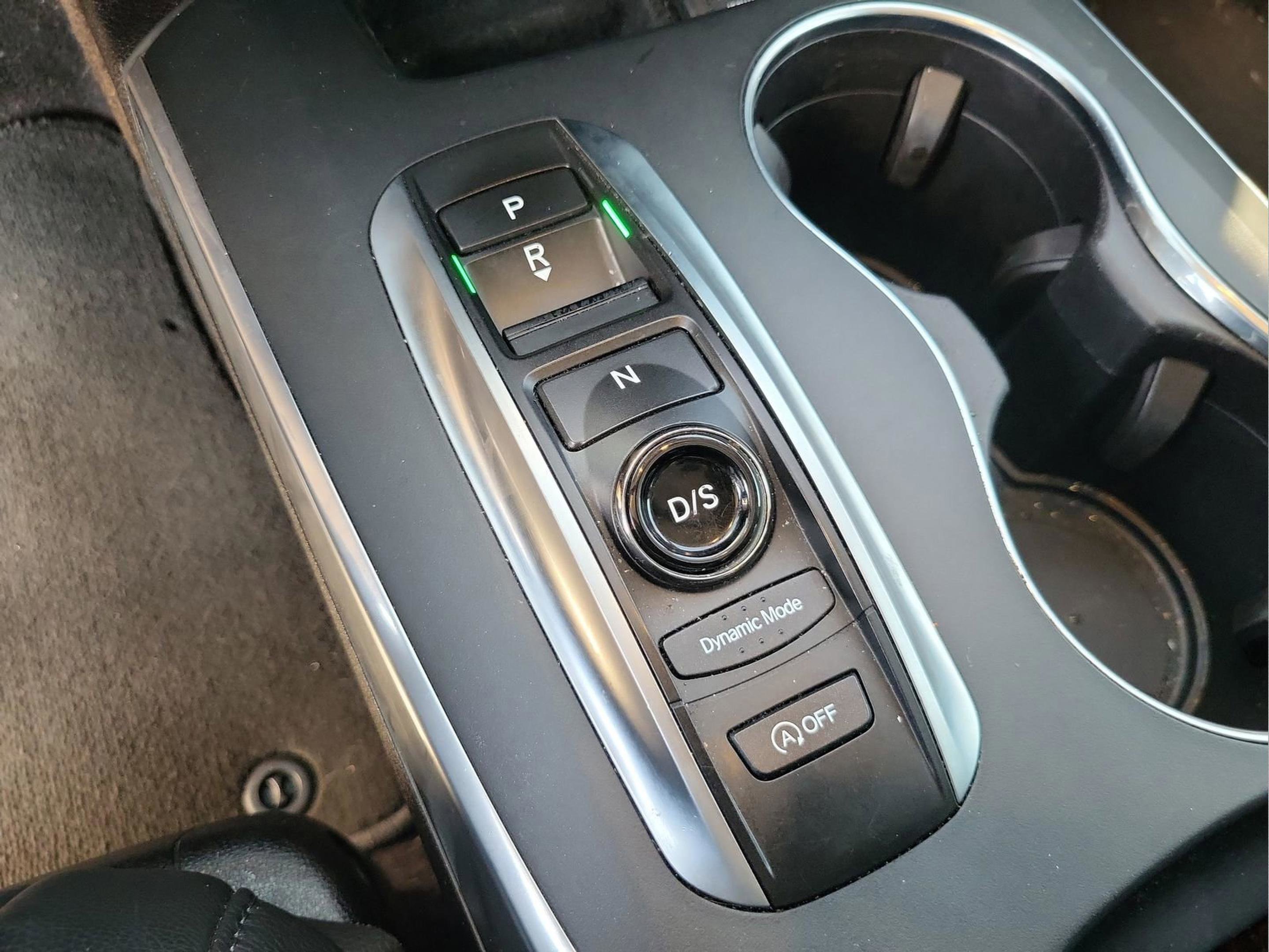 Used 2020 Acura MDX SH-AWD image 15