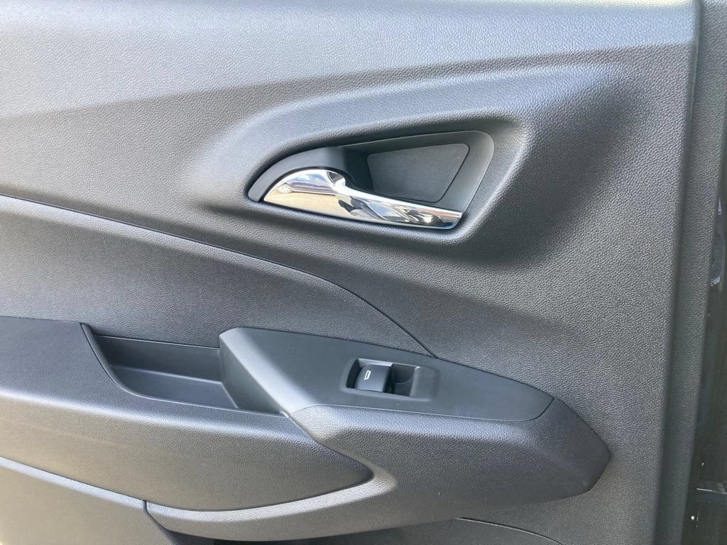 New 2026 Chevrolet Trax LT w/ LT Convenience Package FWD image 22