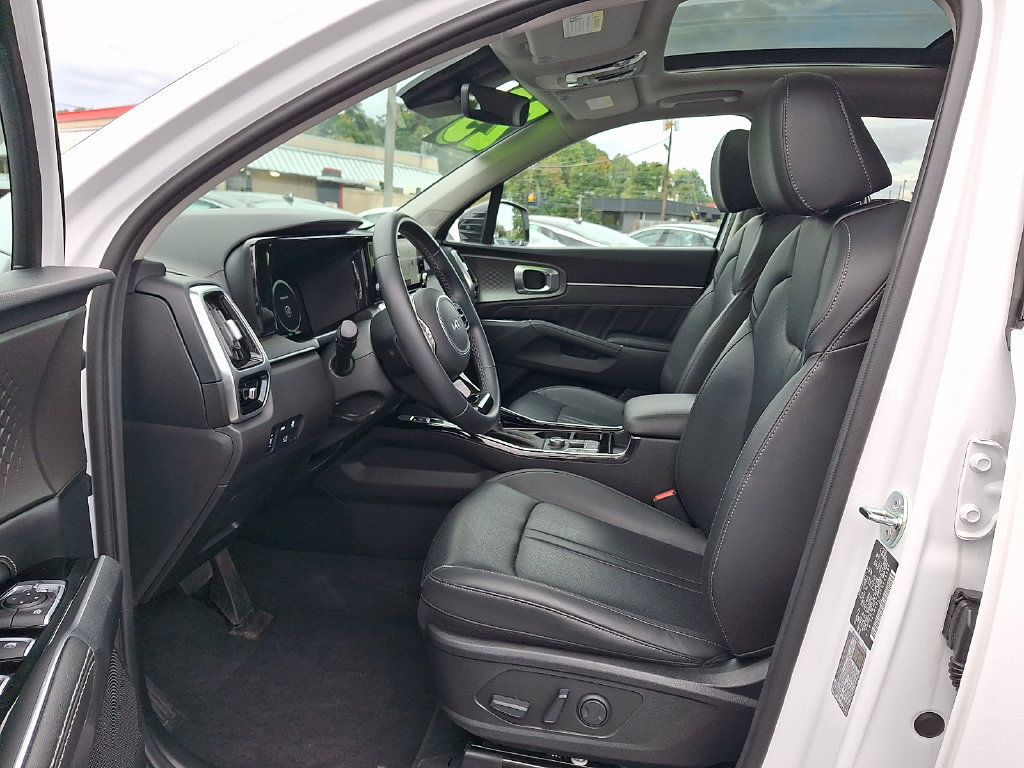 Certified 2023 Kia Sorento SX AWD/4WD image 15