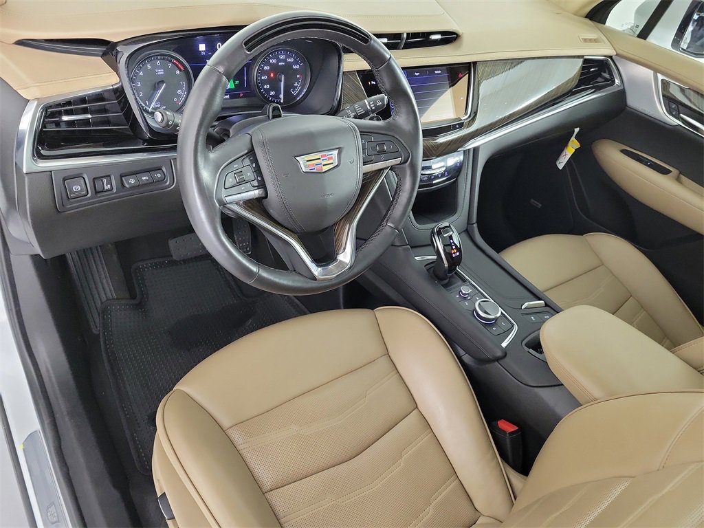 Certified 2023 Cadillac XT6 Premium Luxury w/ Platinum Package image 19